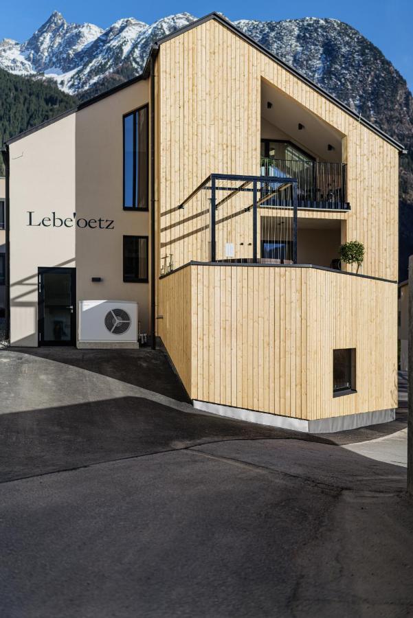 Lebe'Oetz - Das Ferienapartmenthaus Im Zentrum Von 외치 외부 사진